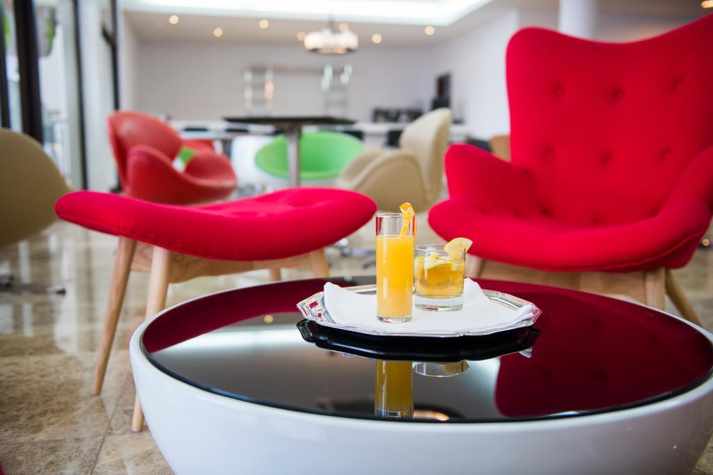Hotel Vip Executive 테테 외부 사진