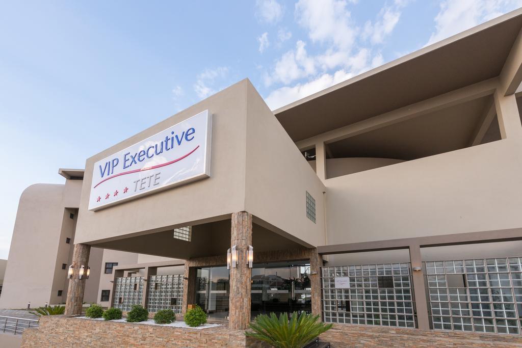 Hotel Vip Executive 테테 외부 사진