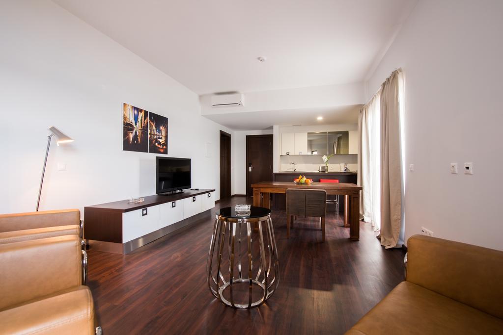 Hotel Vip Executive 테테 외부 사진