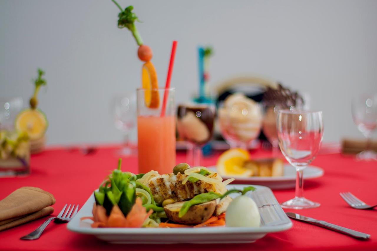 Hotel Vip Executive 테테 외부 사진